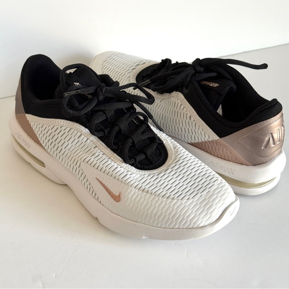 Nike Women's Air Max Advantage 3
BV4103-103 Running Shoes Sneakers Size 8.5 - Picture 6 of 11